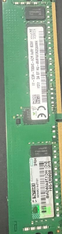 Модуль памяти SK hynix PC4-2400T-RC2-11