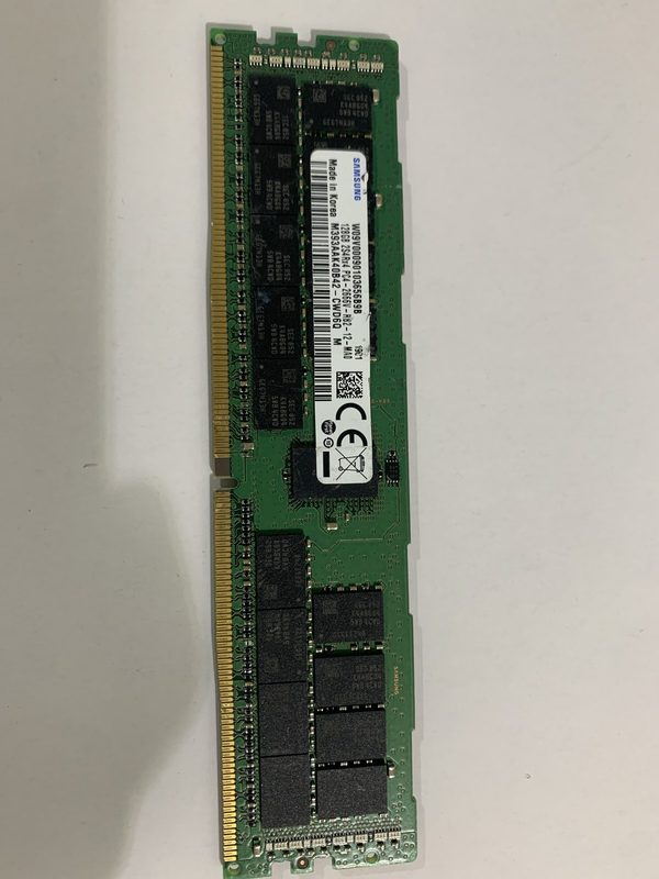 Модуль памяти Samsung PC4-2666V-RB2-12-MA0