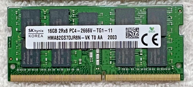 Модуль памяти SK hynix PC4-2666V-TG1-11