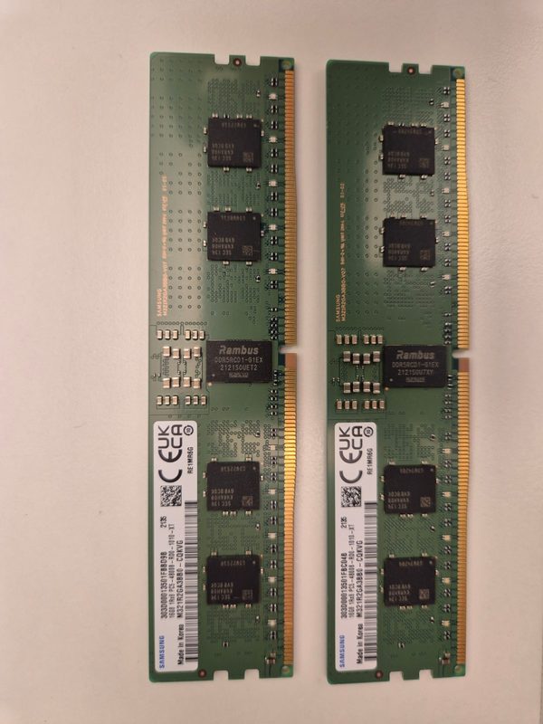 Модуль памяти Samsung PC5-38400R