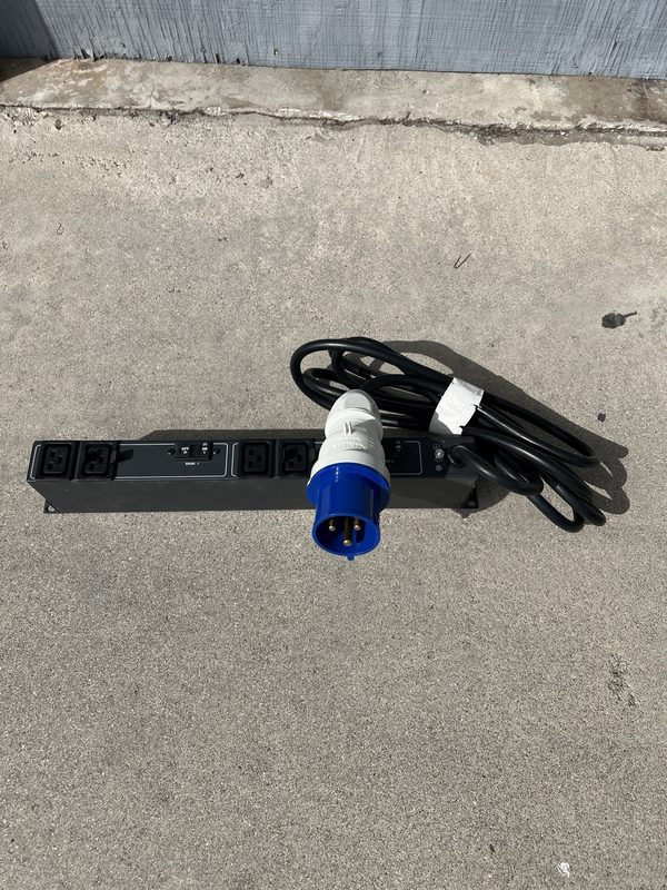 Блок розеток Tripp Lite PDUH32HV19
