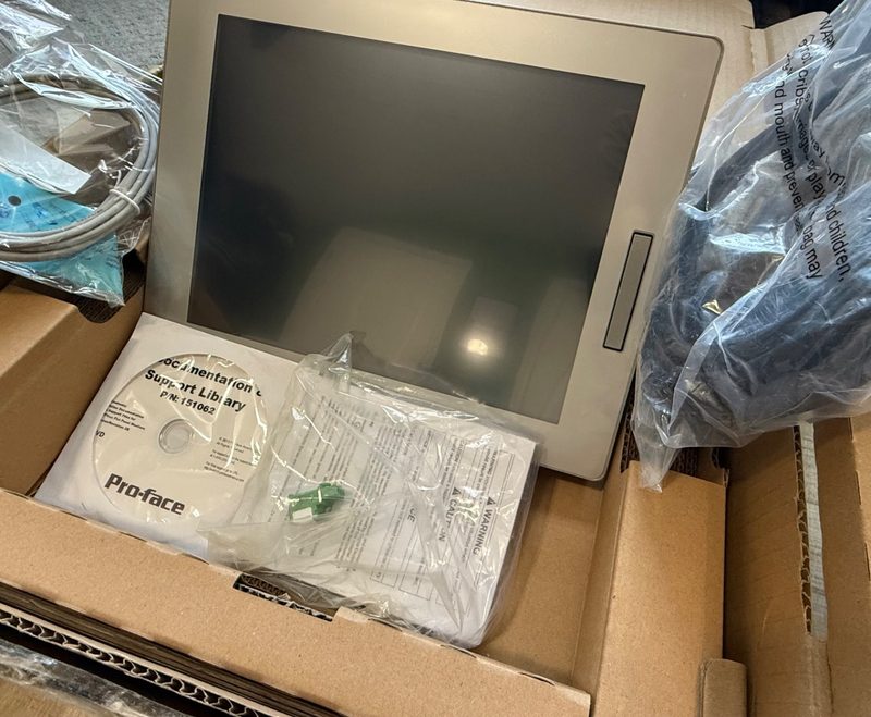 Панель оператора PFXFP5600TPD