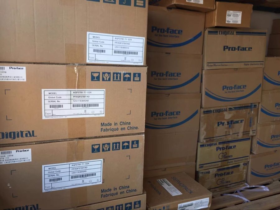 Панель оператора PFXGP4621TAA