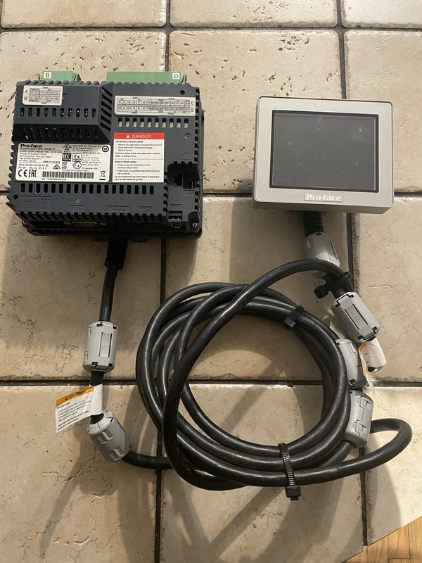 Панель оператора PFXLM420ITADAC