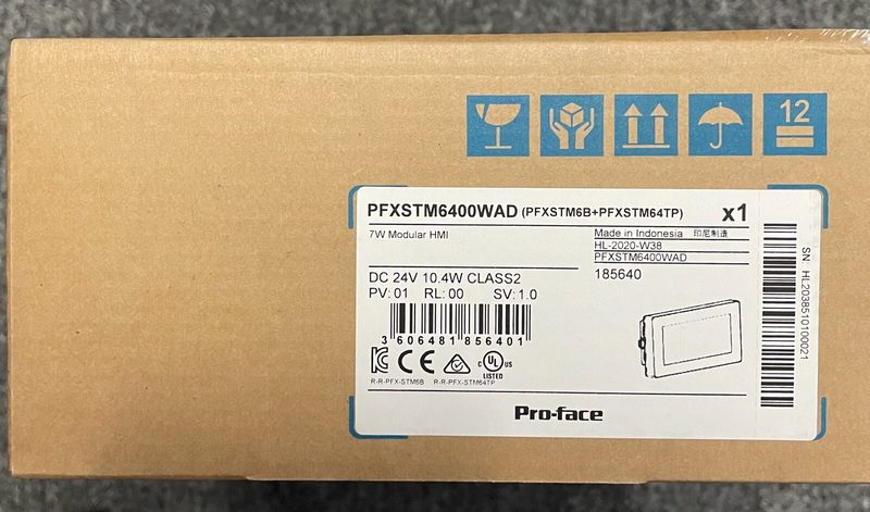 Панель оператора Schneider PFXSTM6400WAD