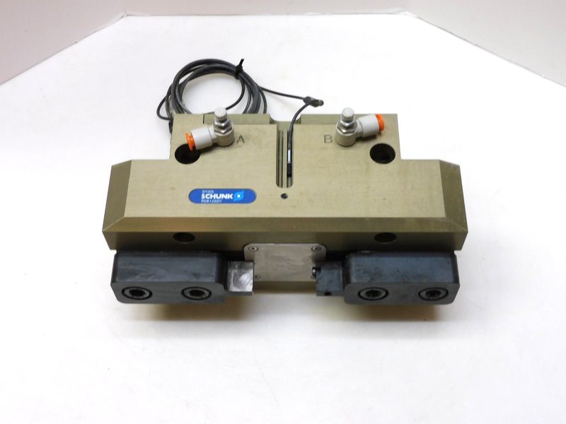 Робот Schunk PGN+200/1