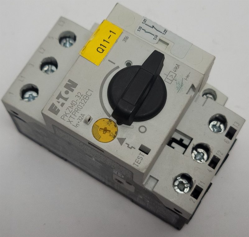 Автоматический выключатель Eaton PKZM0-32