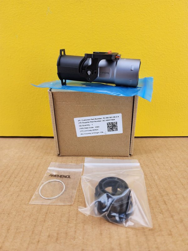 Разъём Amphenol PL18V-501-95-2-5