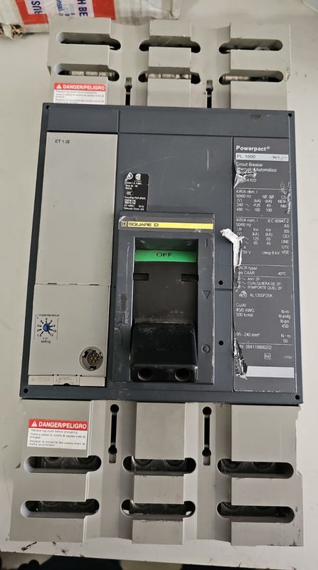 Автоматический выключатель PLL34100