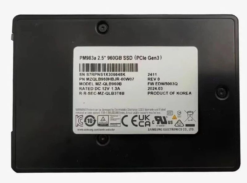 SSD-накопитель Samsung PM983A