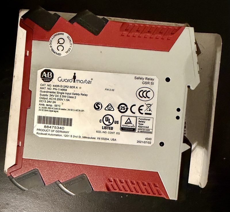 Реле безопасности Allen-Bradley PN-114859