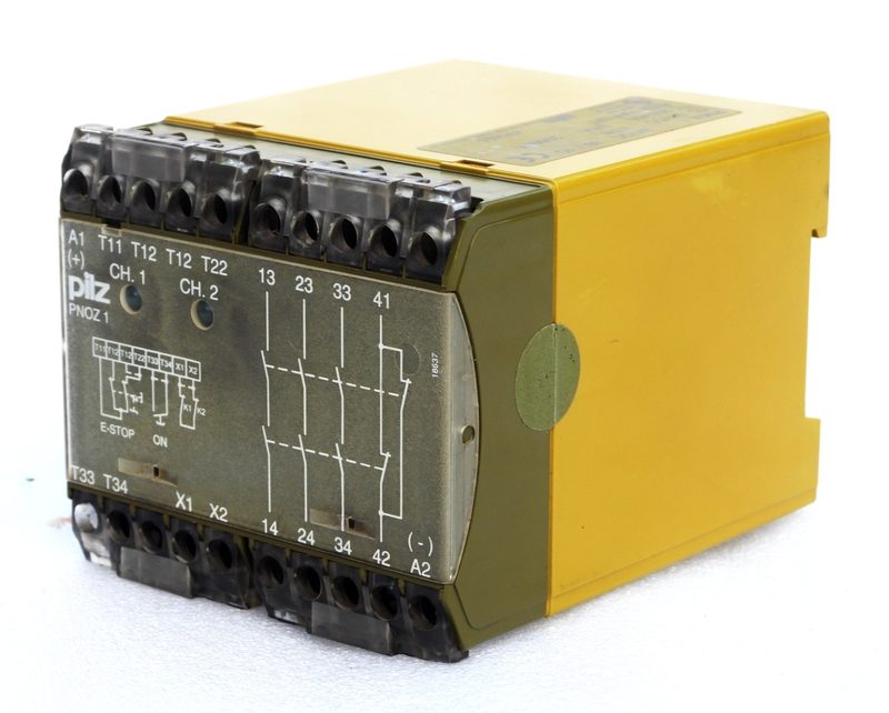 Реле безопасности Pilz PNOZ1