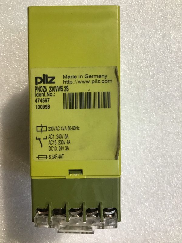 Реле безопасности Pilz PNOZ5
