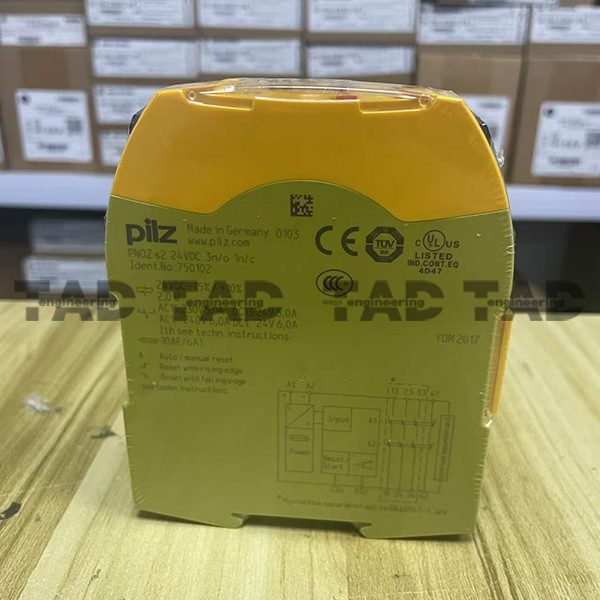 Реле безопасности Pilz PNOZ S2