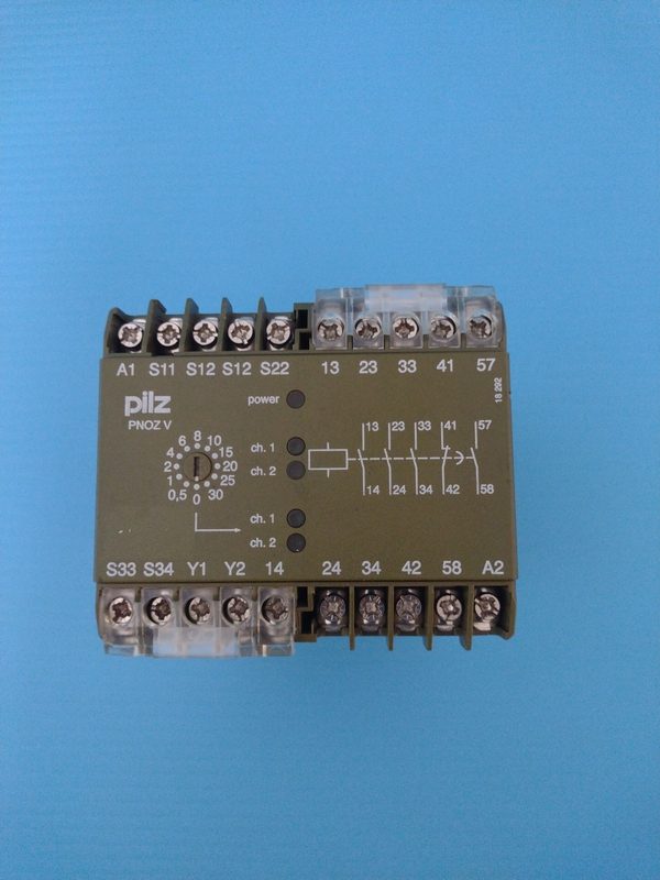 Реле безопасности Pilz PNOZ V 30