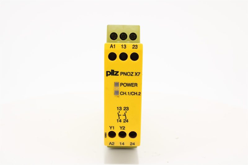 Реле безопасности Pilz PNOZ X7