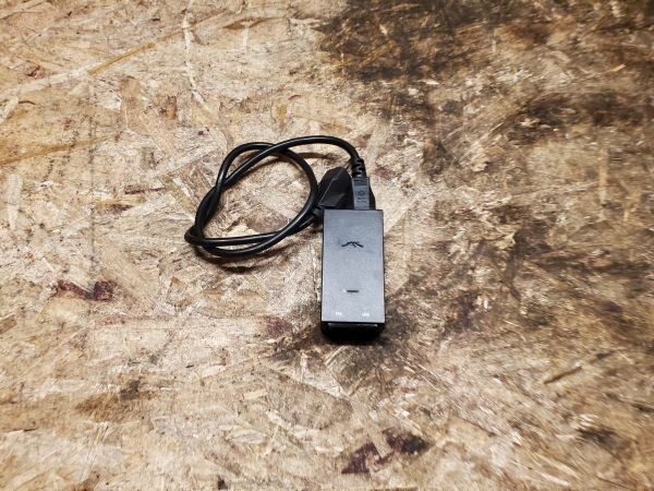 Точка доступа Ubiquiti POE-24-12W-G
