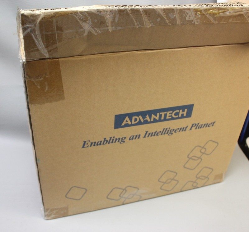 Панель оператора Advantech PPC-3120S-RAE