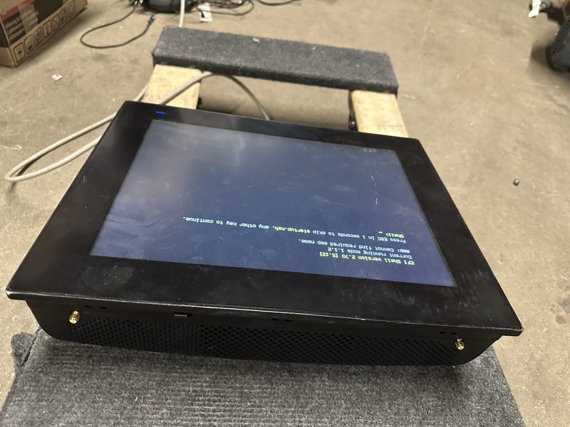 IIoT-устройство Advantech PPC-6151C-RTAE