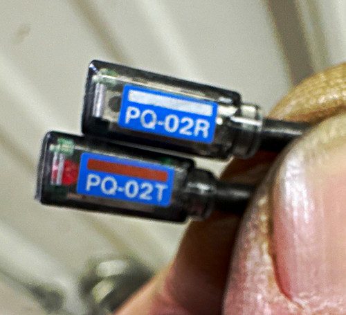 Фотоэлектрический датчик Keyence PQ-02R
