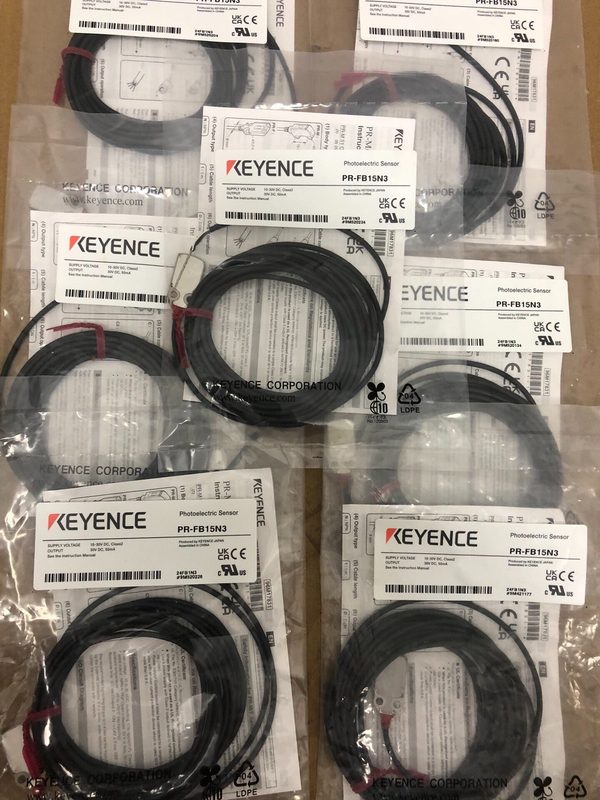 Фотоэлектрический датчик Keyence PR-FB15N3