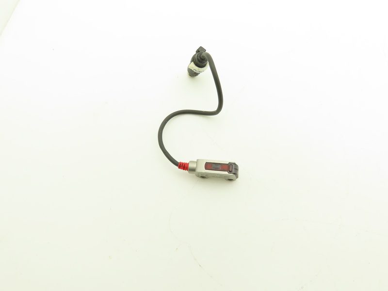 Фотоэлектрический датчик Keyence PR-M51CN