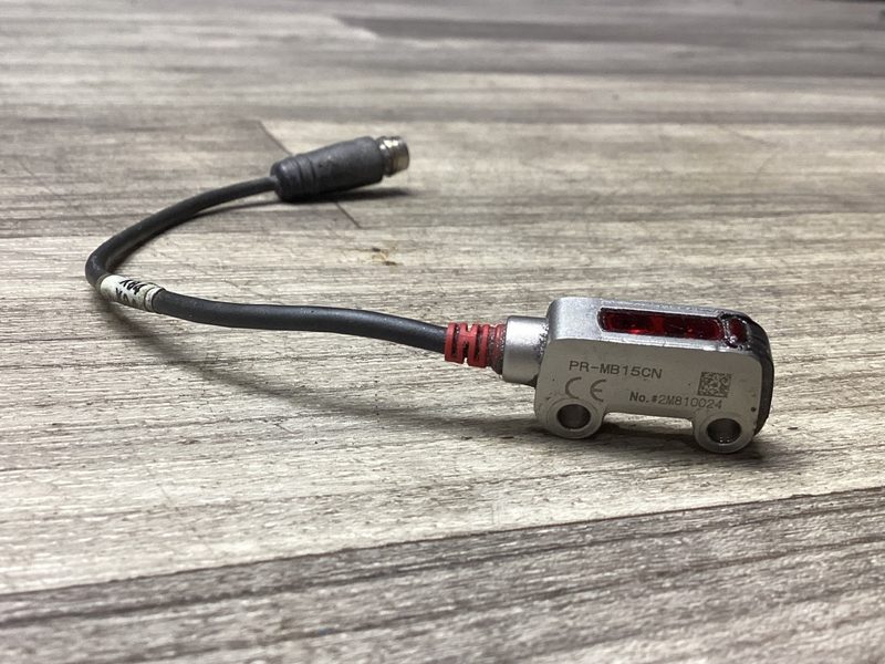 Фотоэлектрический датчик Keyence PR-MB15CN