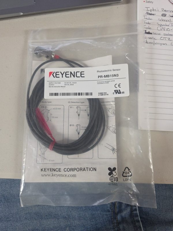Фотоэлектрический датчик Keyence PR-MB15N3