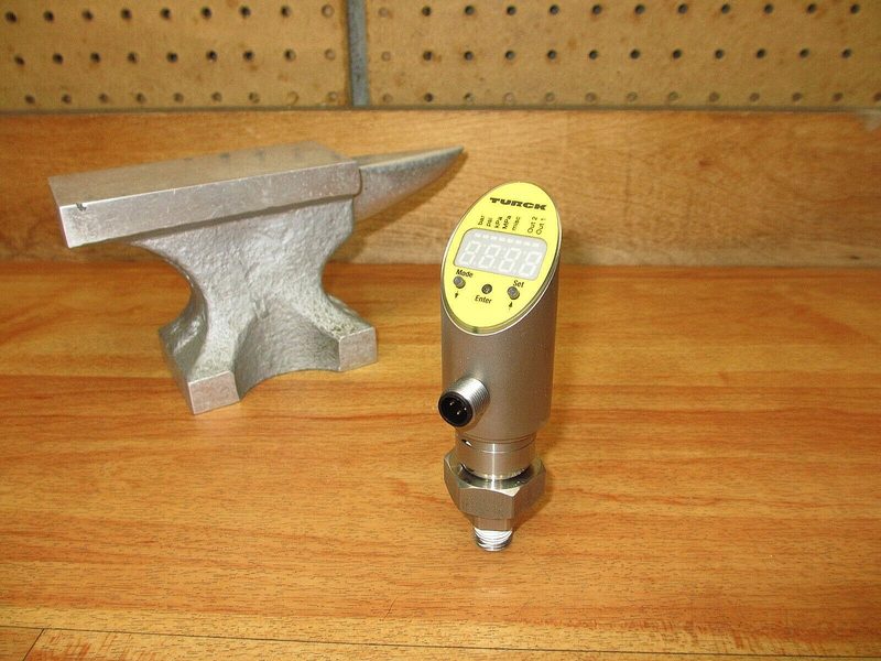 Датчик давления Turck PS010V-503-LI2UPN8X-H1141