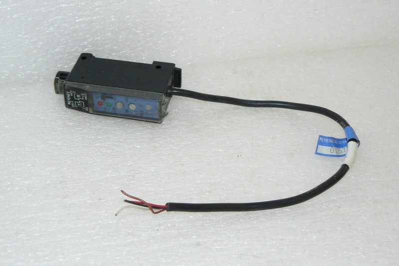 Фотоэлектрический датчик Keyence PS2-61