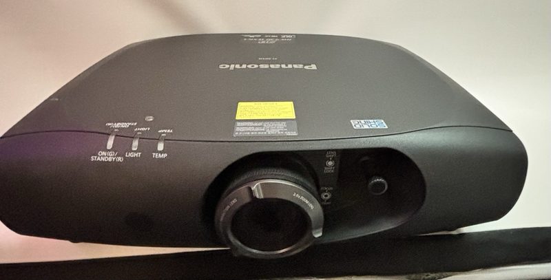 Проектор Panasonic PT-RW430