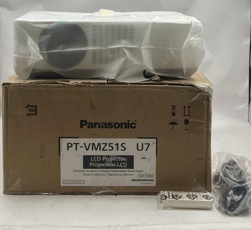 Проектор Panasonic PT-VMZ51SU7