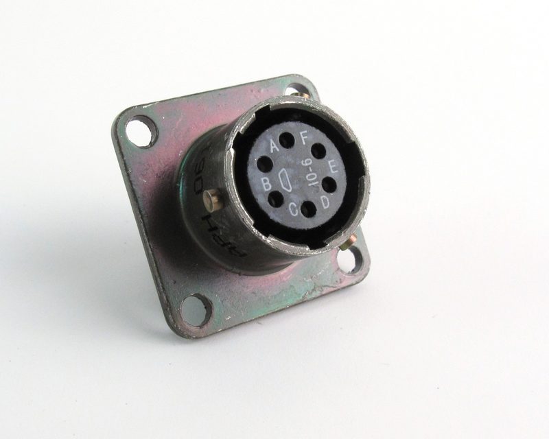 Разъём Amphenol PT02E10-6SW