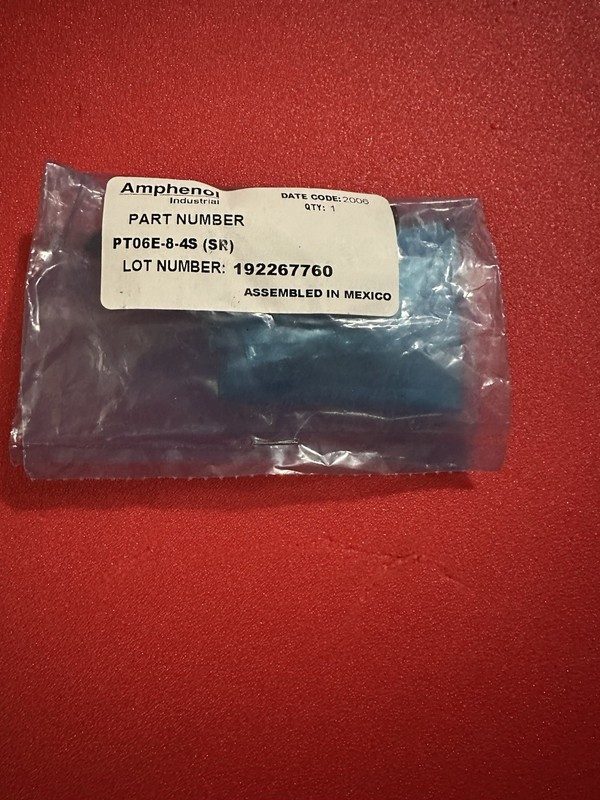 Разъём Amphenol PT06E-8-4S-SR