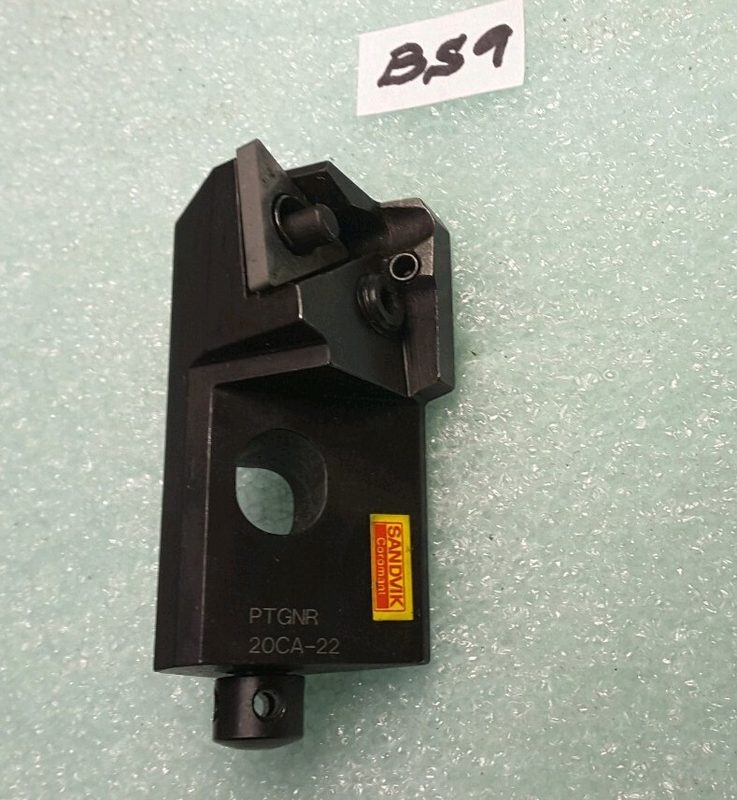Режущий инструмент Sandvik PTGNR20CA-22