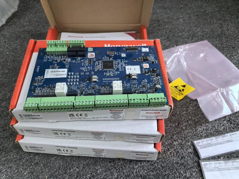 Плата Honeywell PW7K1R2B