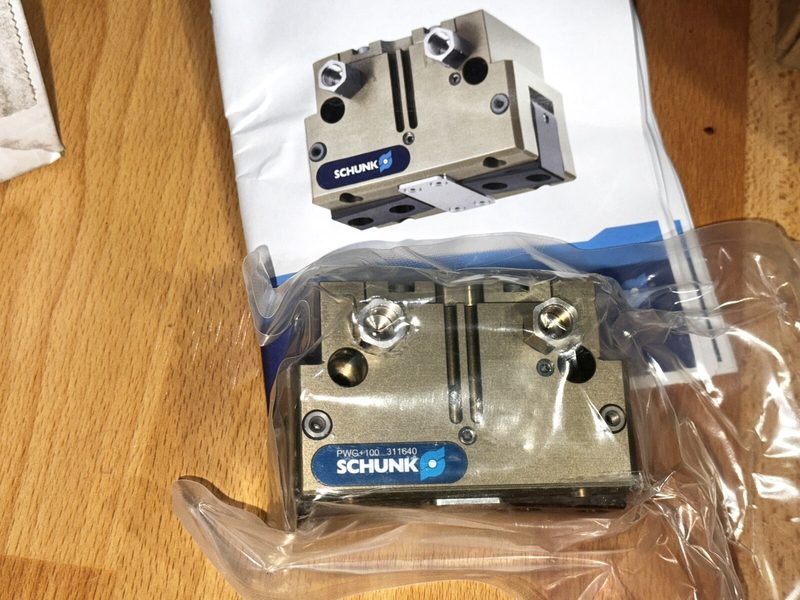 Робот Schunk PWG+100