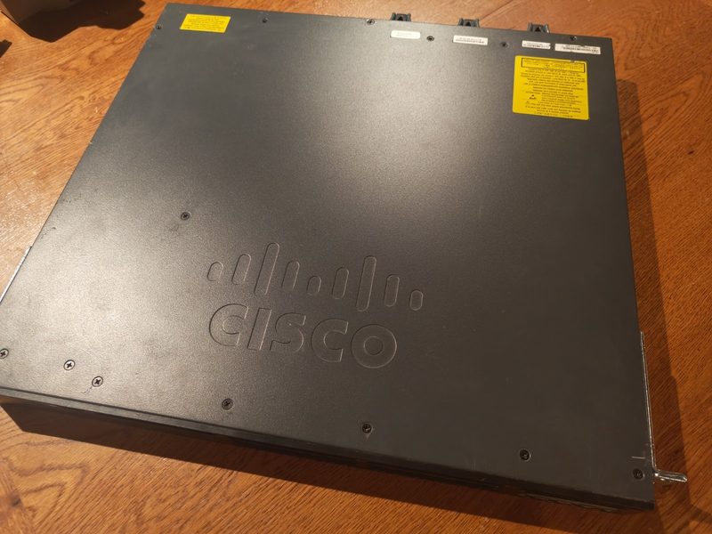 Коммутатор Cisco PWR-C2-640WAC