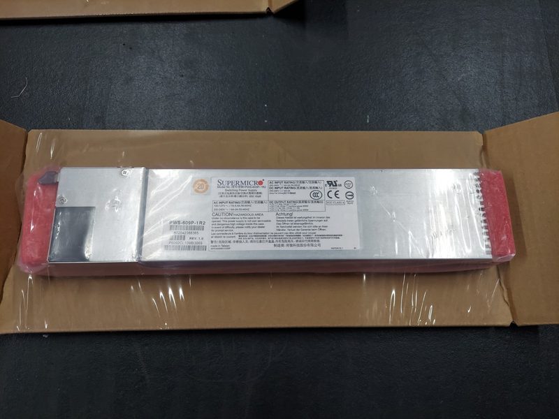 Блок питания Supermicro PWS-609P-1R2