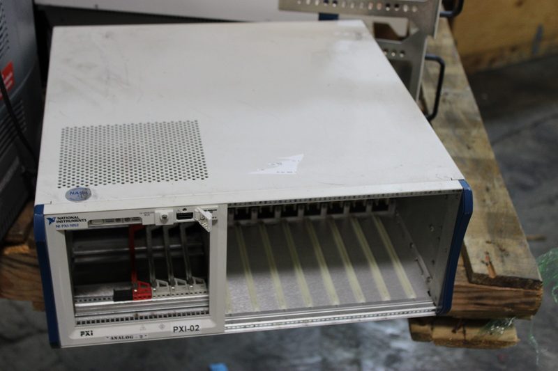 Шасси National Instruments PXI-1052