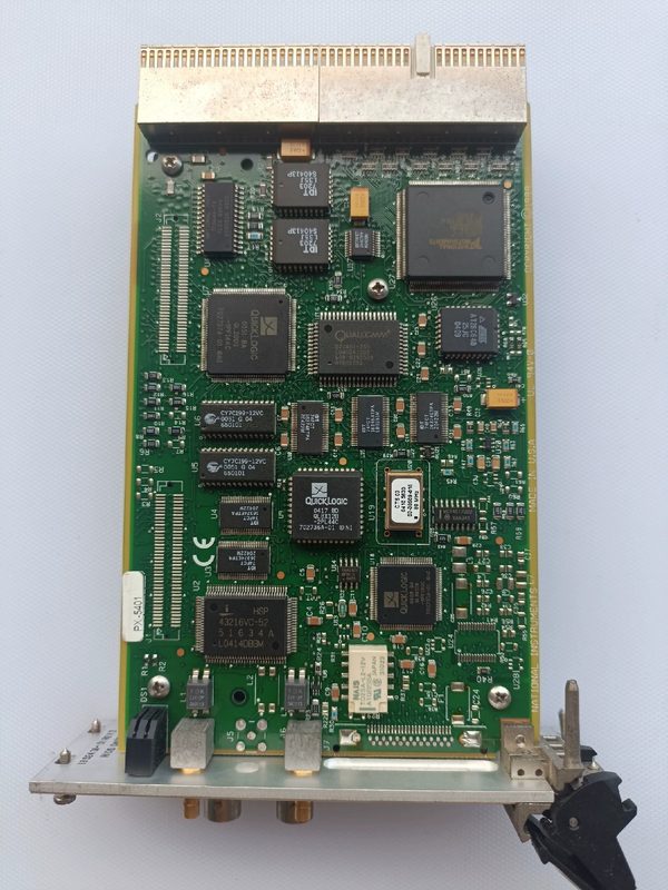 Генератор сигналов National Instruments PXI-5401