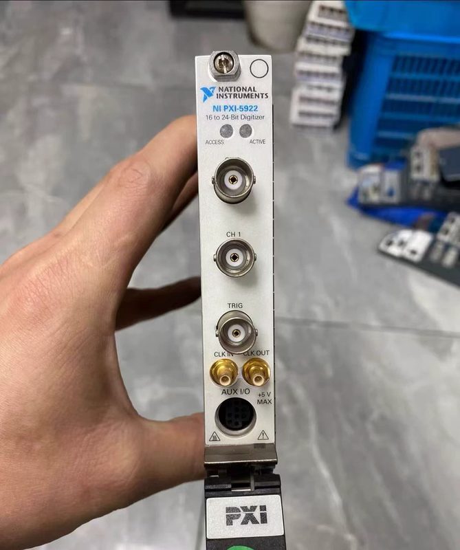 Тестер National Instruments PXI-5922