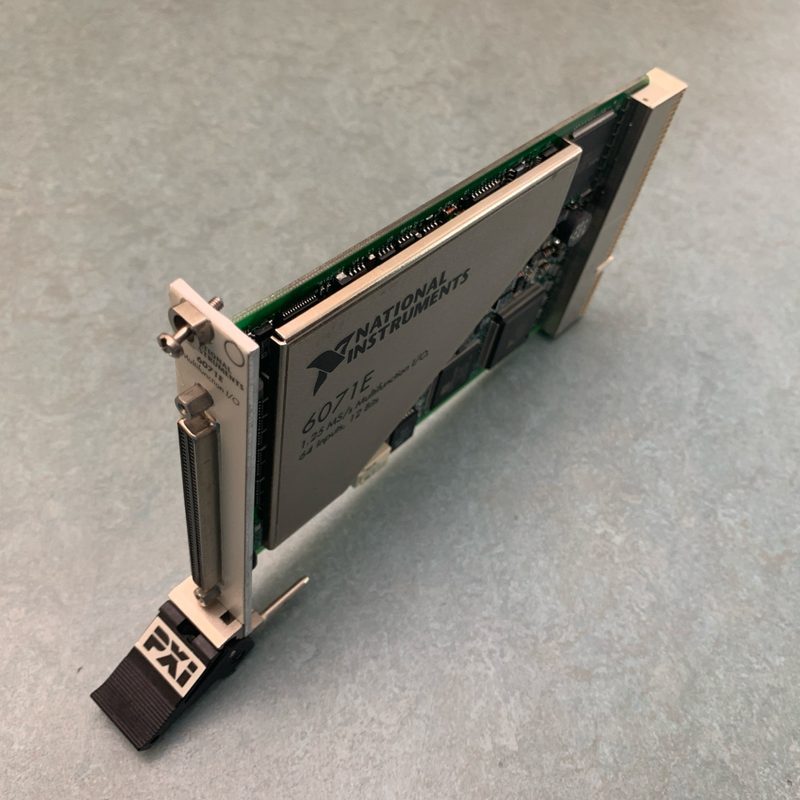 Тестер National Instruments PXI-6071E