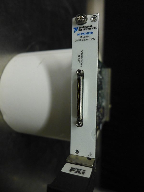 Тестер National Instruments PXI-6220