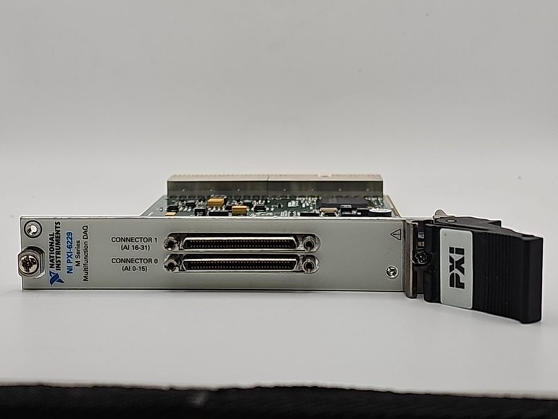 Тестер National Instruments PXI-6229