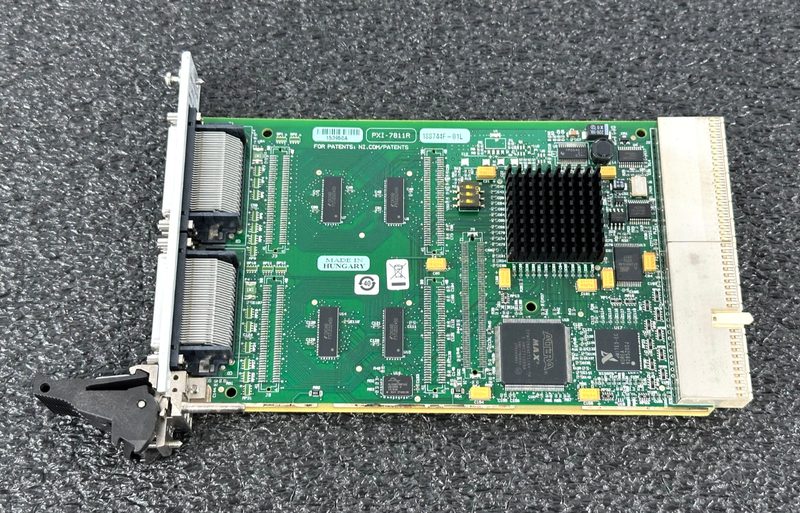 Тестер National Instruments PXI-7811R