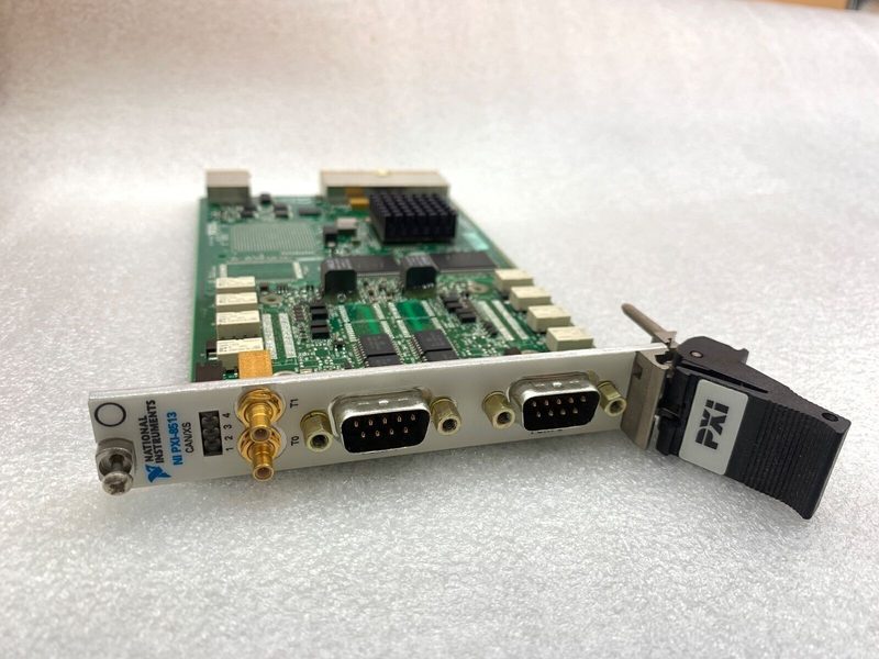 Тестер National Instruments PXI-8513