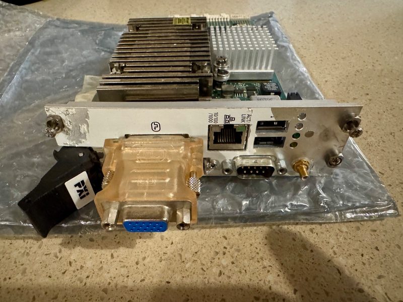 Тестер National Instruments PXIE-8102
