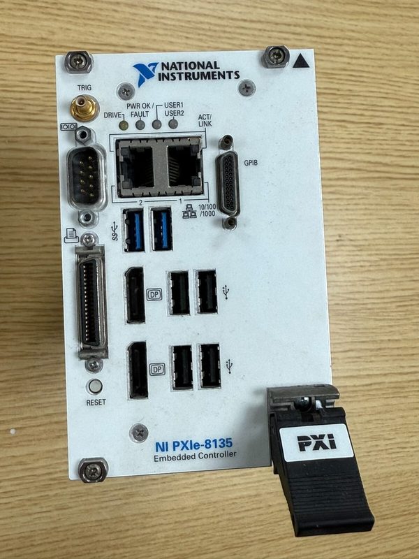 Тестер National Instruments PXIE-8135