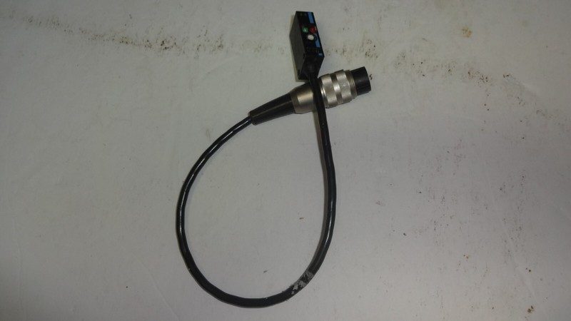Фотоэлектрический датчик Keyence PZ-101P